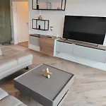 Appartamento 2 - Geisweid Work And Neu Modernisiert 3 Schlafzimmer Badezimmer Wohnzimmer Balkon Siegen