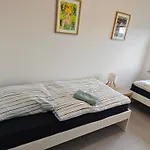 2 - Geisweid Work And Neu Modernisiert 3 Schlafzimmer Badezimmer Wohnzimmer Balkon Siegen