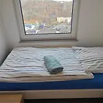 2 - Geisweid Work And Neu Modernisiert 3 Schlafzimmer Badezimmer Wohnzimmer Balkon