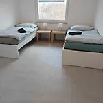 2 - Geisweid Work And Neu Modernisiert 3 Schlafzimmer Badezimmer Wohnzimmer Balkon Appartamento