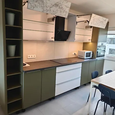 2 - Geisweid Work And Neu Modernisiert 3 Schlafzimmer Badezimmer Wohnzimmer Balkon Lägenhet