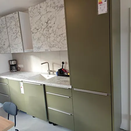 2 - Geisweid Work And Neu Modernisiert 3 Schlafzimmer Badezimmer Wohnzimmer Balkon Lägenhet *