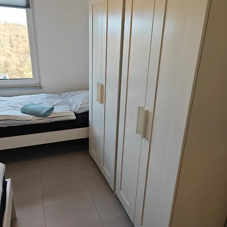 2 - Geisweid Work&stay Neu Modernisiert 3 Schlafzimmer Badezimmer Wohnzimmer Balkon Siegen
