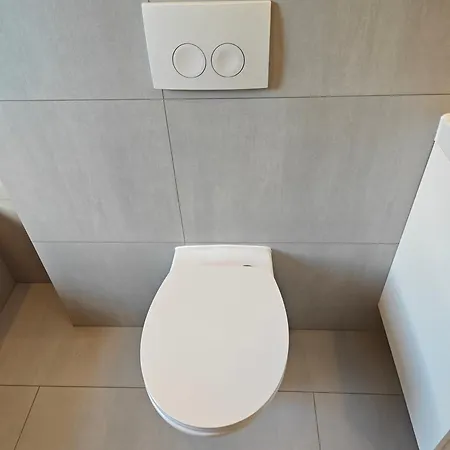2 - Geisweid Work&stay Neu Modernisiert 3 Schlafzimmer Badezimmer Wohnzimmer Balkon Siegen