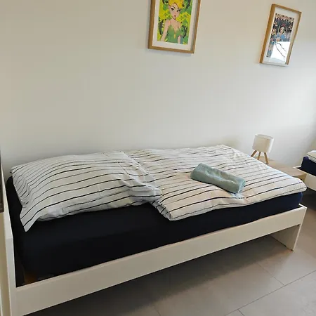 2 - Geisweid Work And Neu Modernisiert 3 Schlafzimmer Badezimmer Wohnzimmer Balkon