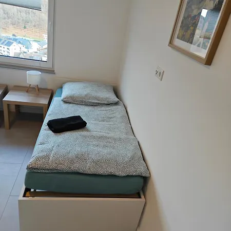 2 - Geisweid Work&stay Neu Modernisiert 3 Schlafzimmer Badezimmer Wohnzimmer Balkon Apartment *
