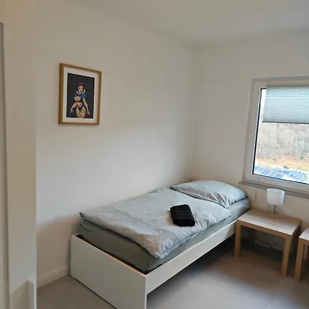 2 - Geisweid Work&stay Neu Modernisiert 3 Schlafzimmer Badezimmer Wohnzimmer Balkon Apartment Siegen
