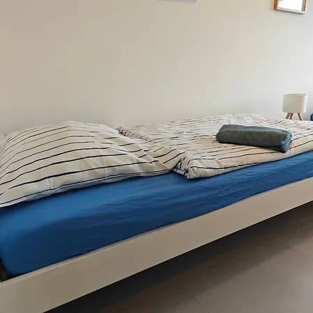 Apartment 2 - Geisweid Work&stay Neu Modernisiert 3 Schlafzimmer Badezimmer Wohnzimmer Balkon Siegen