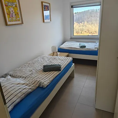 2 - Geisweid Work&stay Neu Modernisiert 3 Schlafzimmer Badezimmer Wohnzimmer Balkon Apartment *