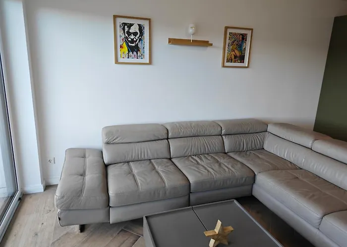 2 - Geisweid Work And Neu Modernisiert 3 Schlafzimmer Badezimmer Wohnzimmer Balkon Siegen