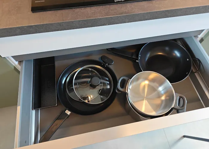 2 - Geisweid Work And Neu Modernisiert 3 Schlafzimmer Badezimmer Wohnzimmer Balkon * Siegen