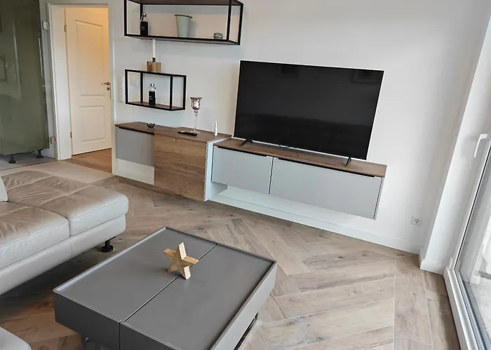 Lägenhet 2 - Geisweid Work And Neu Modernisiert 3 Schlafzimmer Badezimmer Wohnzimmer Balkon Siegen