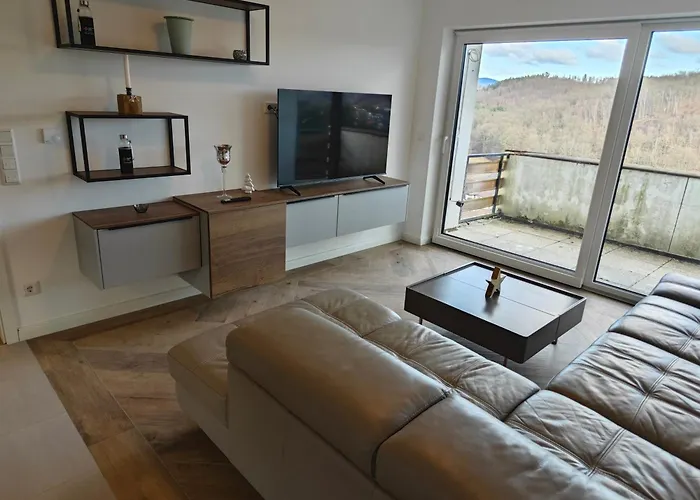 2 - Geisweid Work And Neu Modernisiert 3 Schlafzimmer Badezimmer Wohnzimmer Balkon Lägenhet Siegen