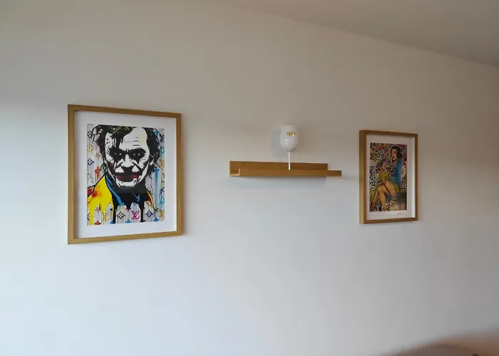 2 - Geisweid Work And Neu Modernisiert 3 Schlafzimmer Badezimmer Wohnzimmer Balkon