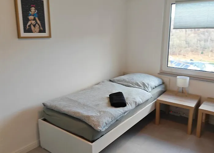 2 - Geisweid Work And Neu Modernisiert 3 Schlafzimmer Badezimmer Wohnzimmer Balkon Lägenhet