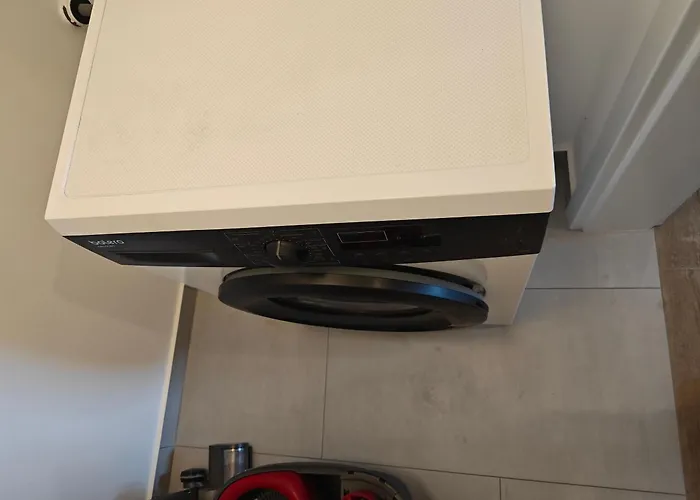 2 - Geisweid Work And Neu Modernisiert 3 Schlafzimmer Badezimmer Wohnzimmer Balkon * Siegen