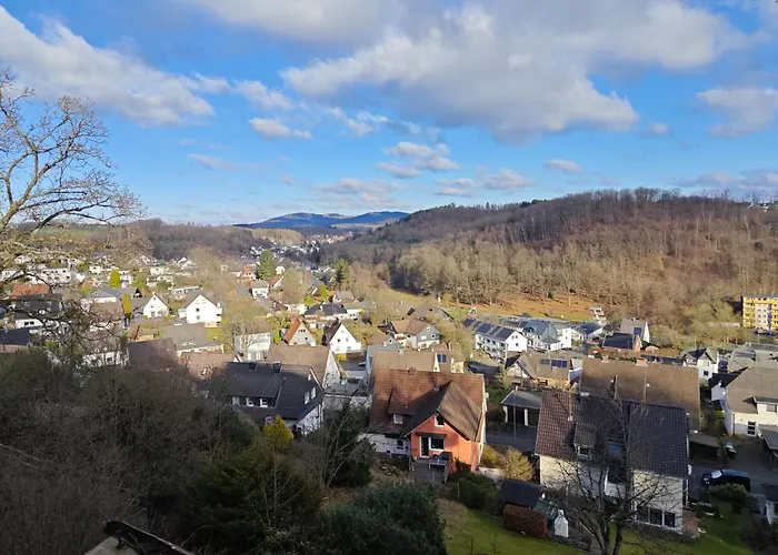 Lägenhet 2 - Geisweid Work And Neu Modernisiert 3 Schlafzimmer Badezimmer Wohnzimmer Balkon Siegen